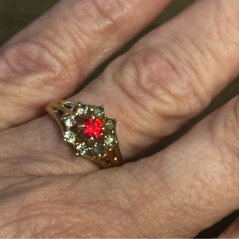 Vintage Simulated Ruby With Clear Rhinestones Ring - image 7